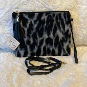 NWT L.I.B New York Wristlet/Crossbody